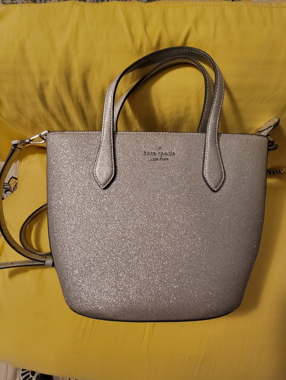 Kate Spade Glitter Glimmer Small Satchel Crossbody Purse - Like New! - Picture 2 of 9